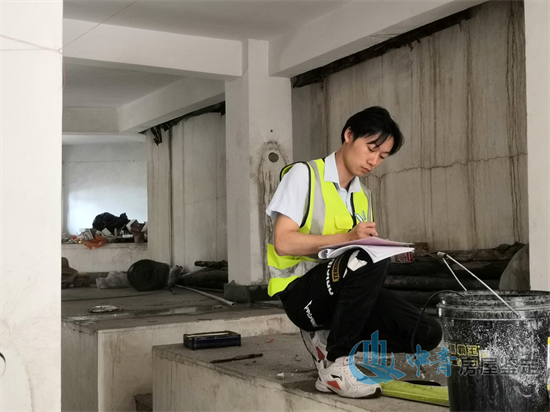 房屋質(zhì)量有問題怎樣進(jìn)行房屋安全鑒定呢？